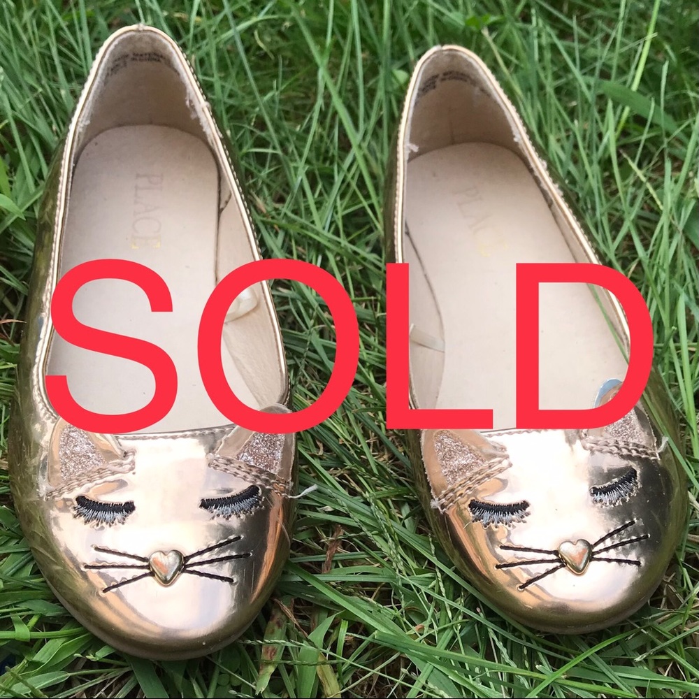 Gold cat flats